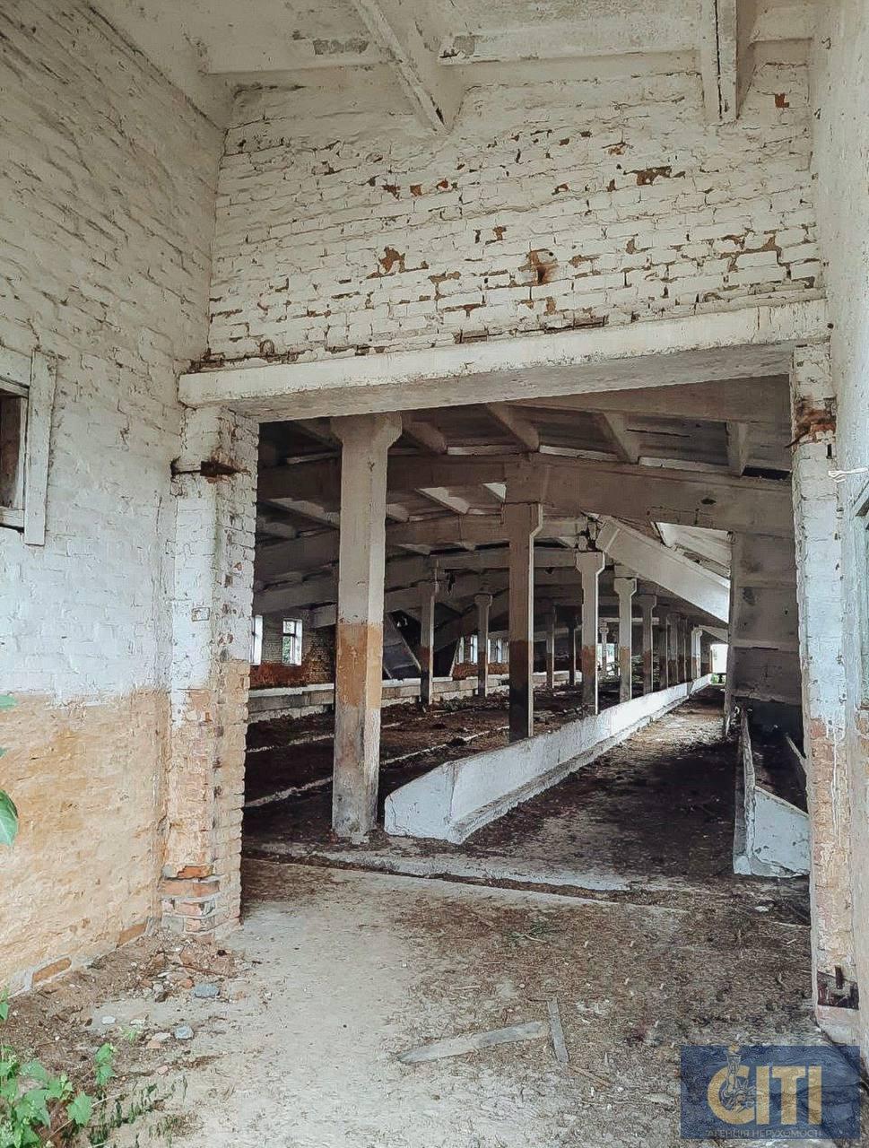 Продається промислове приміщення біля Житомира, 1700 м² Продається промислове приміщення біля Житомира, 1700 м²