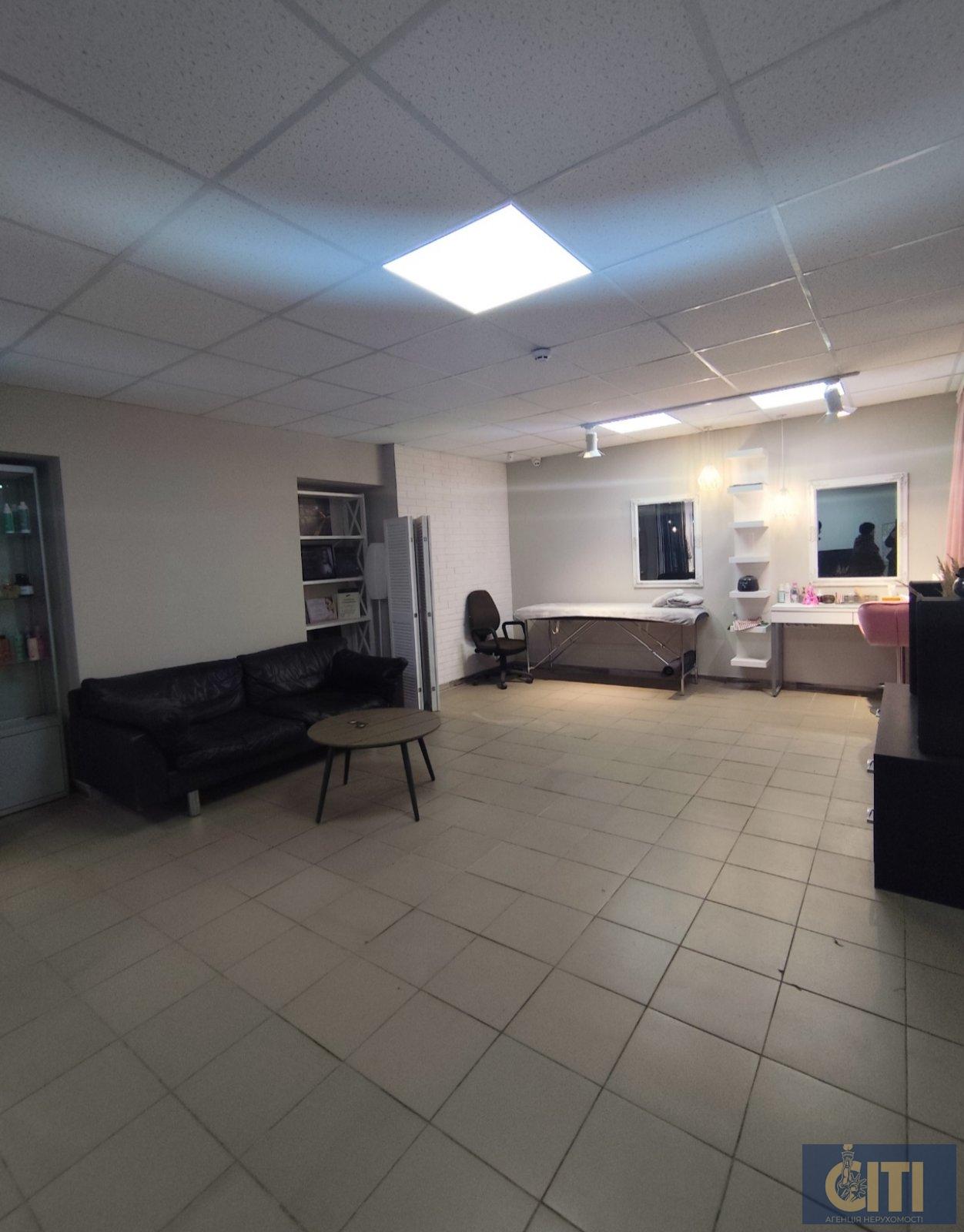 Здається в оренду приміщення площею 56 кв.м на вулиці Тутковського Здається в оренду приміщення площею 56 кв.м на вулиці Тутковського