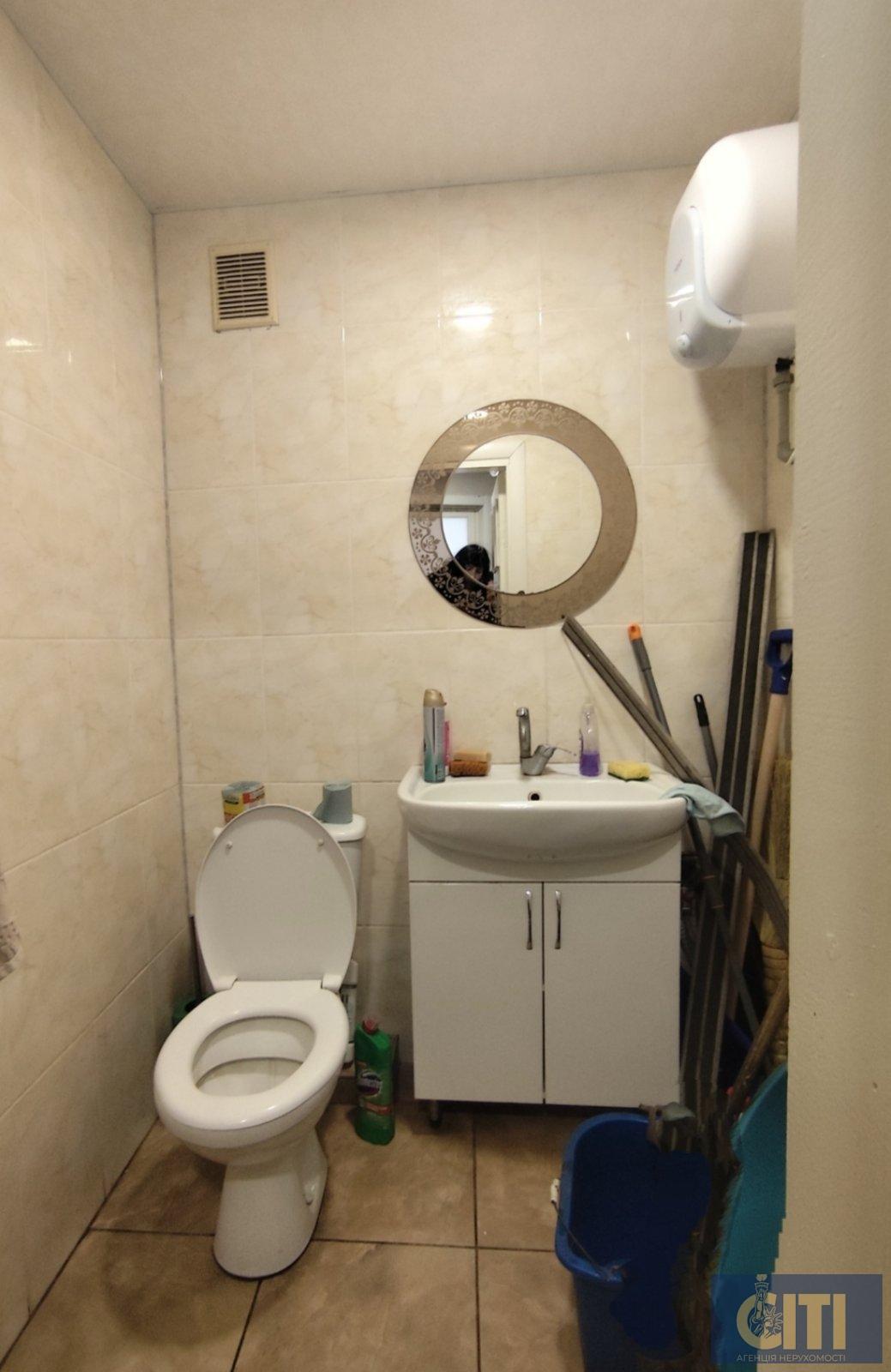 Здається в оренду приміщення площею 56 кв.м на вулиці Тутковського Здається в оренду приміщення площею 56 кв.м на вулиці Тутковського