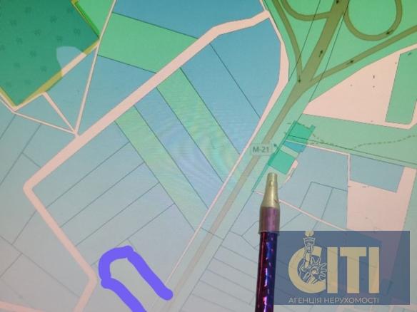 Front land plot, 2 ha, peretin routes: Zhytomyr-Korosteni and Kyiv-Chop.