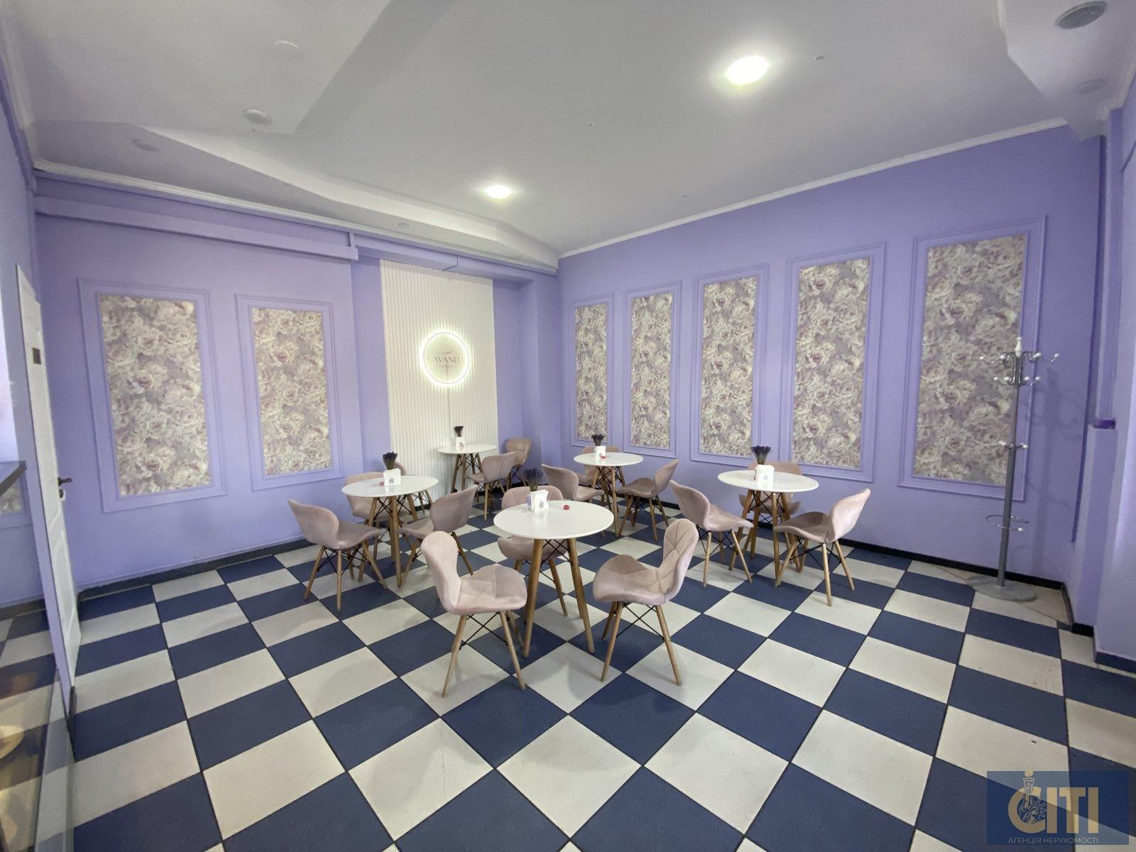 _viber_2025-07-02_17-53-05-484 Приміщення під магазин або кафе в самому центрі Житомира