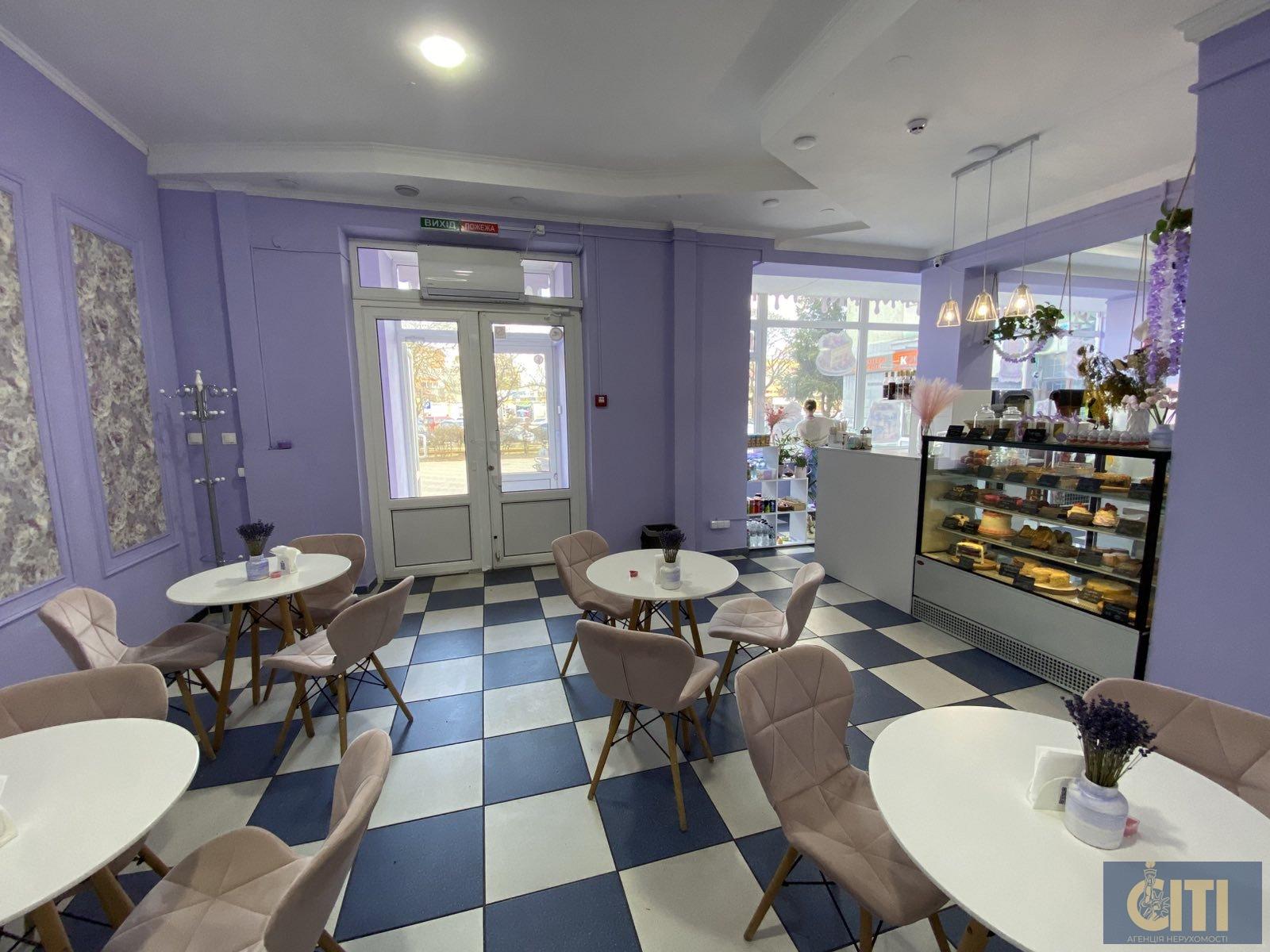 _viber_2025-07-02_17-53-06-303 Приміщення під магазин або кафе в самому центрі Житомира
