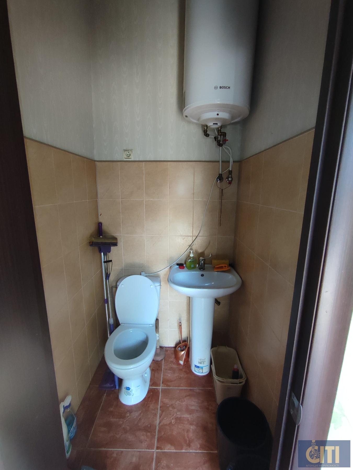 _viber_2025-08-10_10-25-25-342 Приміщення в центрі по вул.Ольжича, 26 м2