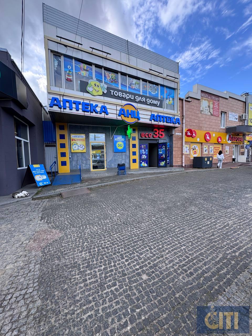 photo_1_2025-09-24_20-41-44 Продаж двоповерхового фасадного нежитлового приміщення, район Сінного ринку!