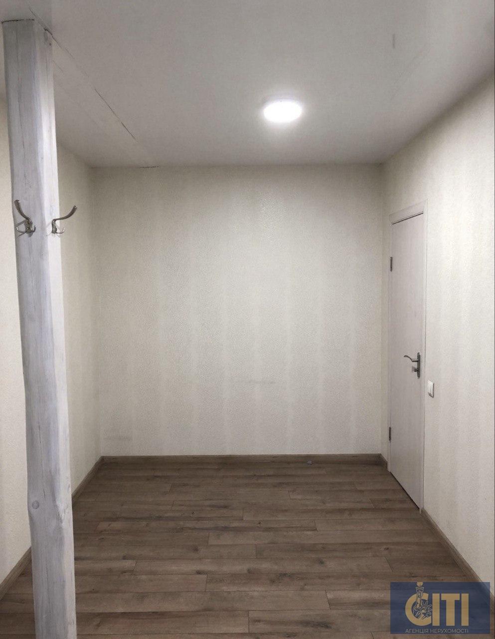 photo_10_2025-10-07_22-30-19 Офісне приміщення в центрі, вул. Покровська, 43 (перехрестя з вул. Лесі Українки), 50 м2