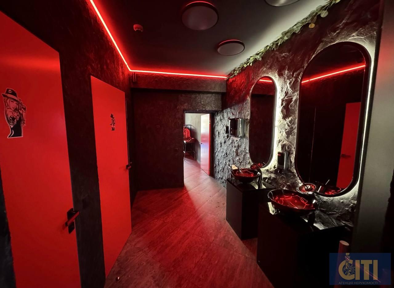 photo_12_2025-10-07_20-42-54 Продається комерційне приміщення площею 300 м² у самому центрі Житомира
