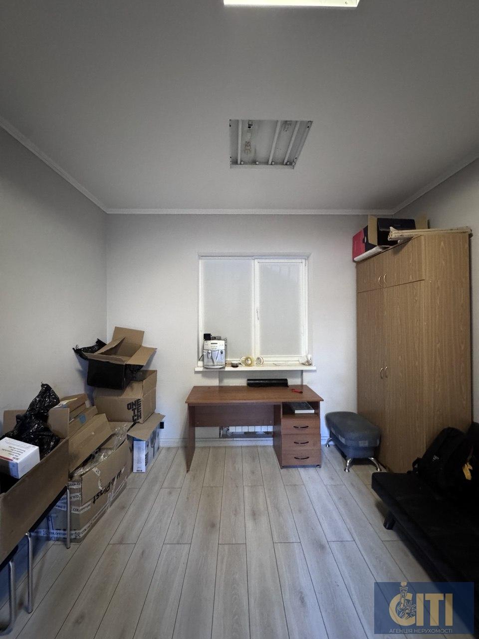 photo_1_2025-10-07_22-38-57 Нежитлове приміщення в самому центрі міста, вул. Київська (біля ТРЦ “Глобал”). Київська (біля ТРЦ “Глобал”), 400 м²