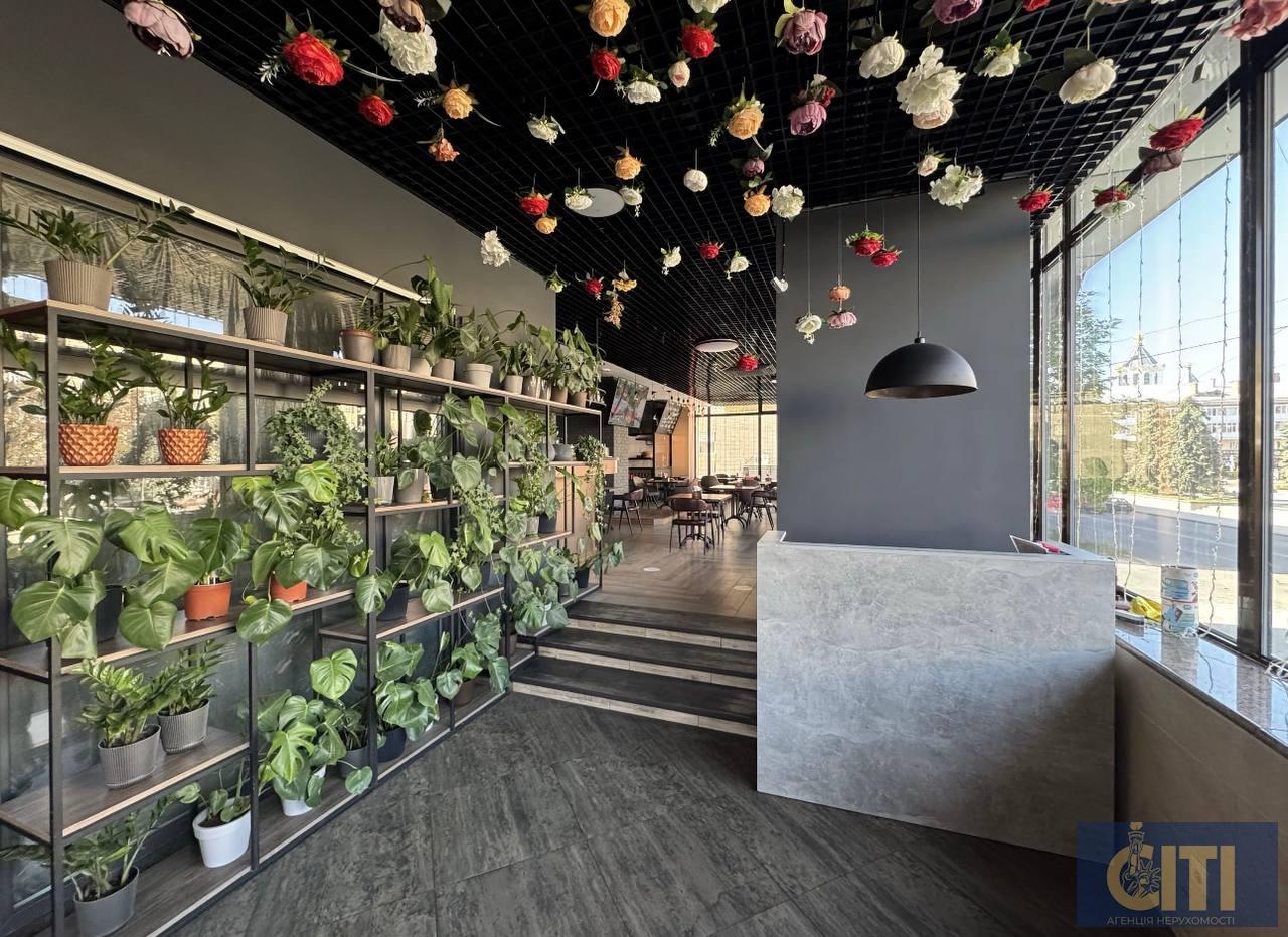 photo_6_2025-10-07_20-42-54 Продається комерційне приміщення площею 300 м² у самому центрі Житомира