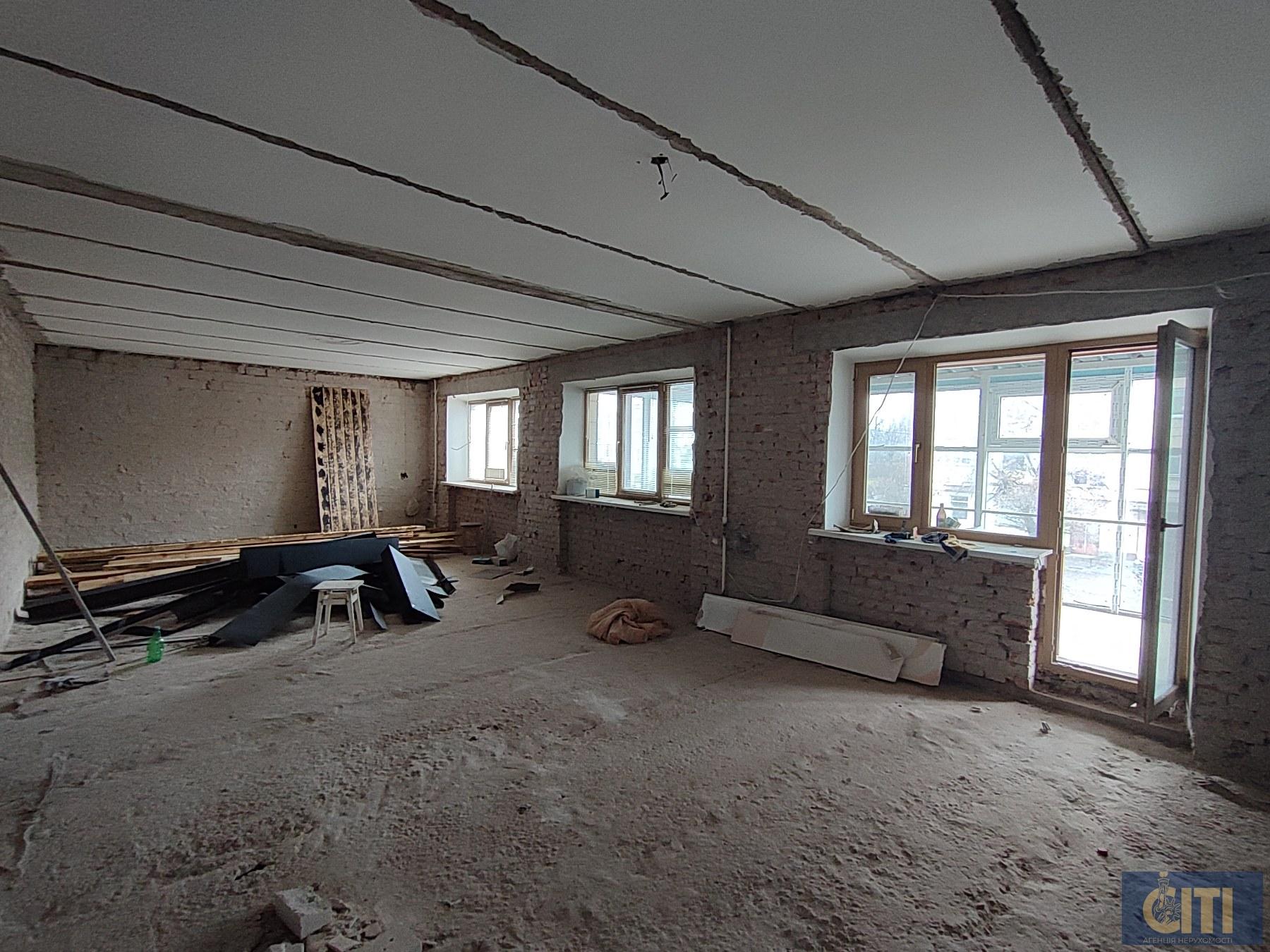 0-02-05-4a1a3faae48bfc8fb666830a8bea3c5f762e5ab5aebae03a9f17941c15056865_489eafef28422bcb Оренда приміщення 180 кв. м. у центрі Житомира район перехрестя Н. Сотні/Лятошинського