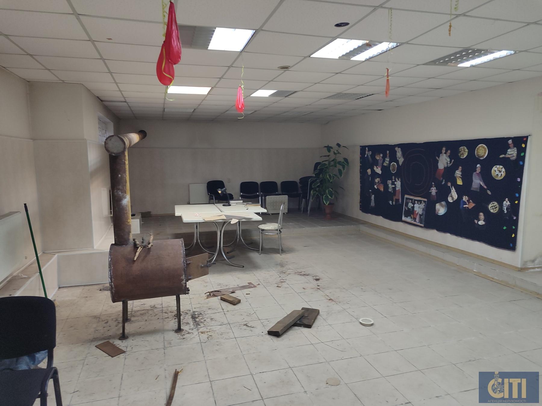 0-02-0a-111211dac6a28565034666f58a62118cf47d73defd34d80550f487636ef7c5ae_21008364f98ca1c7 Продається приміщення 800 кв.м. у центрі Житомира, район майдану Короленка