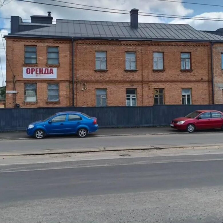 Оренда комерційного приміщення на вулиці Бориса Тена, 300 м²