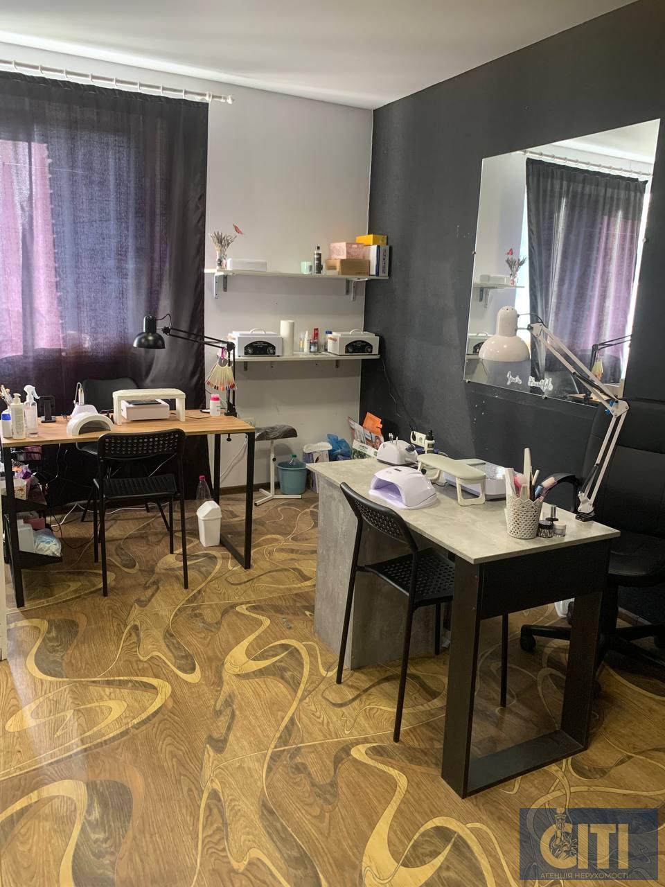 _viber_2025-12-04_19-25-52-291 Здається в оренду кімната 25 м² під б’юті-сферу в центрі міста, вул. Перемоги