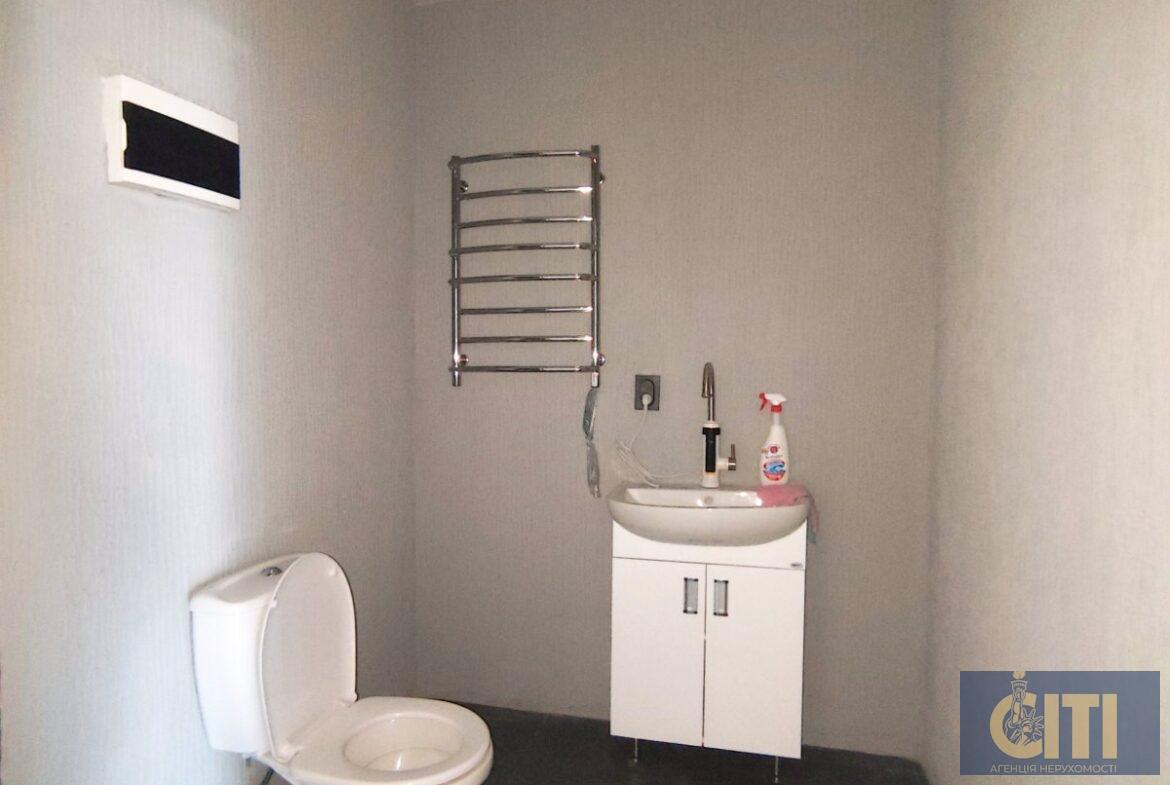 Здається в оренду комерційне приміщення в ЖК «Домашній», 47 кв.м.