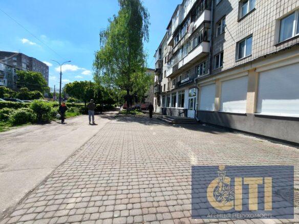 Продаж комерційного приміщення 240 м² у центрі Житомира