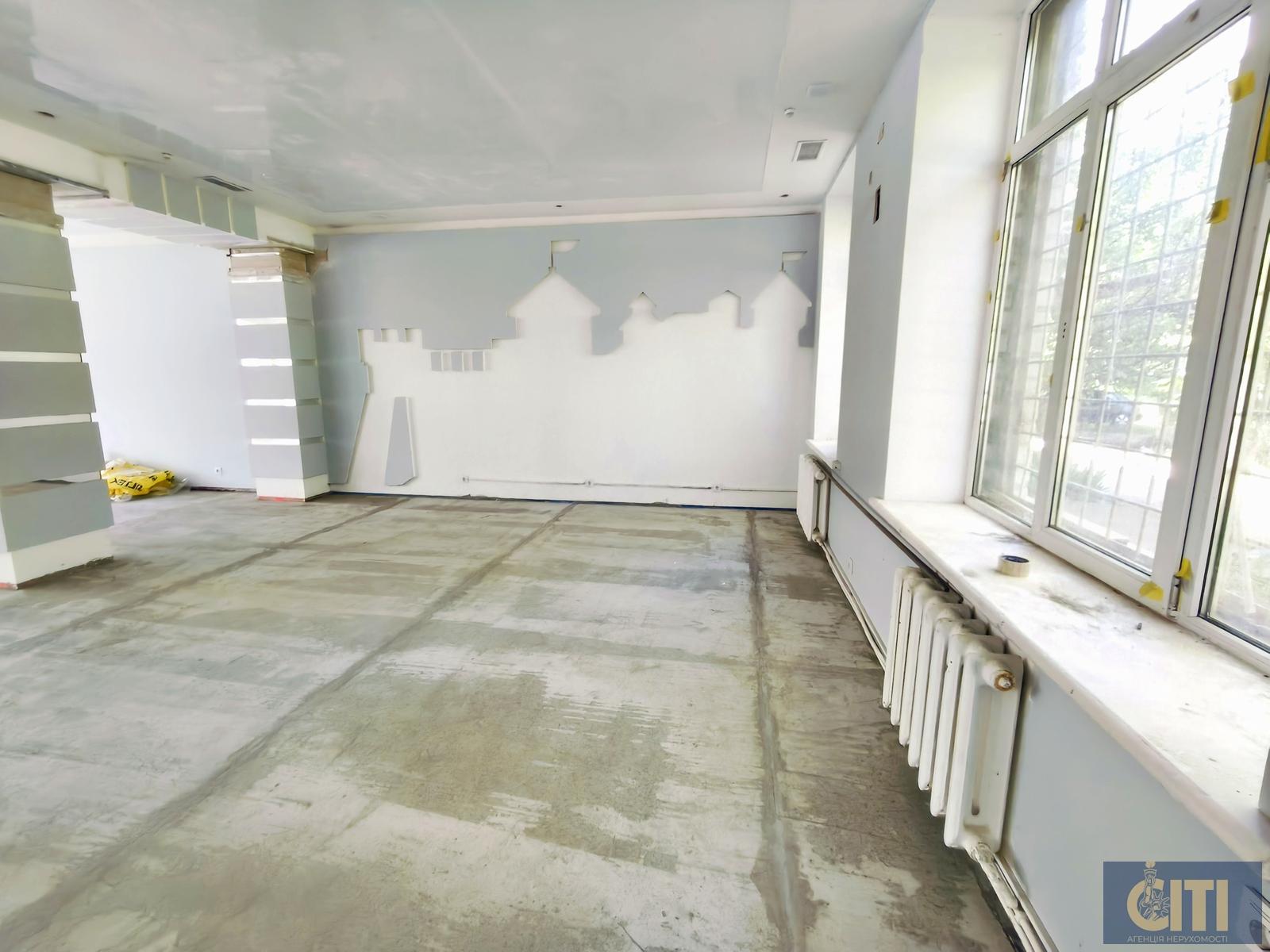 1865201951545606 Продаж комерційного приміщення 240 м² у центрі Житомира