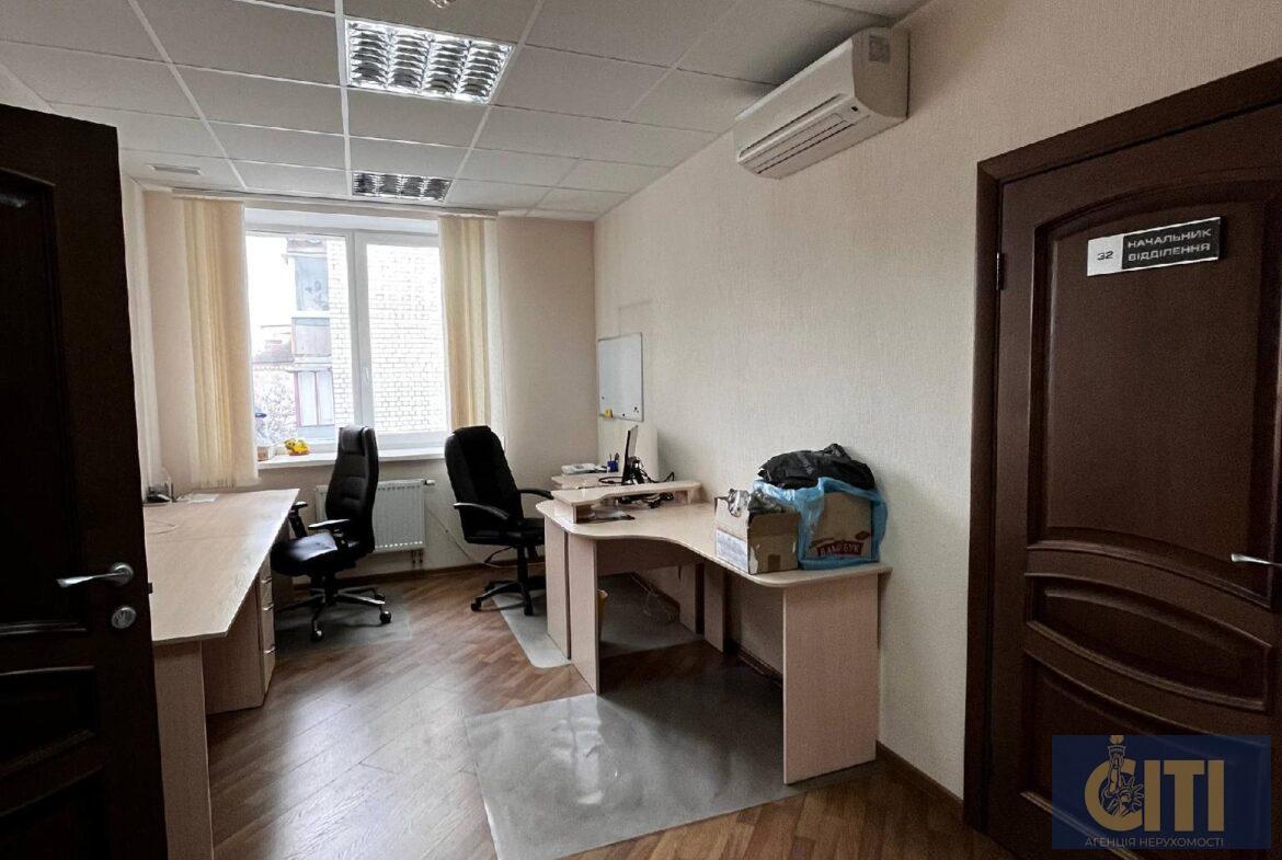 Оренда офісу в центрі Житомира – 900 м²