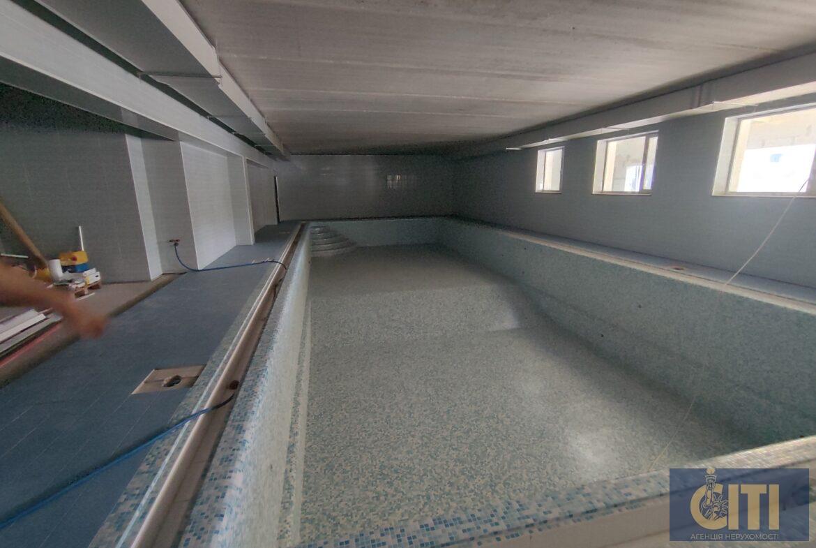 Триповерховий офісно-спортивний комплекс, 6000 m²