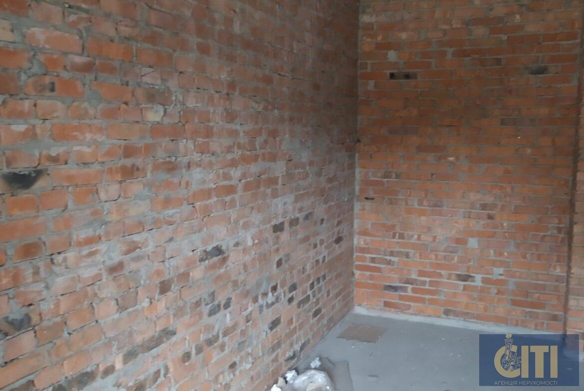 Продаж комерційного приміщення 83 кв.м, Крошня
