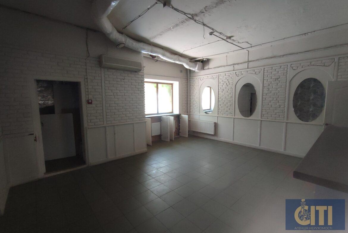 Оренда приміщення 85 м. в центрі Житомира вул.В.Бердичівська / Театральна