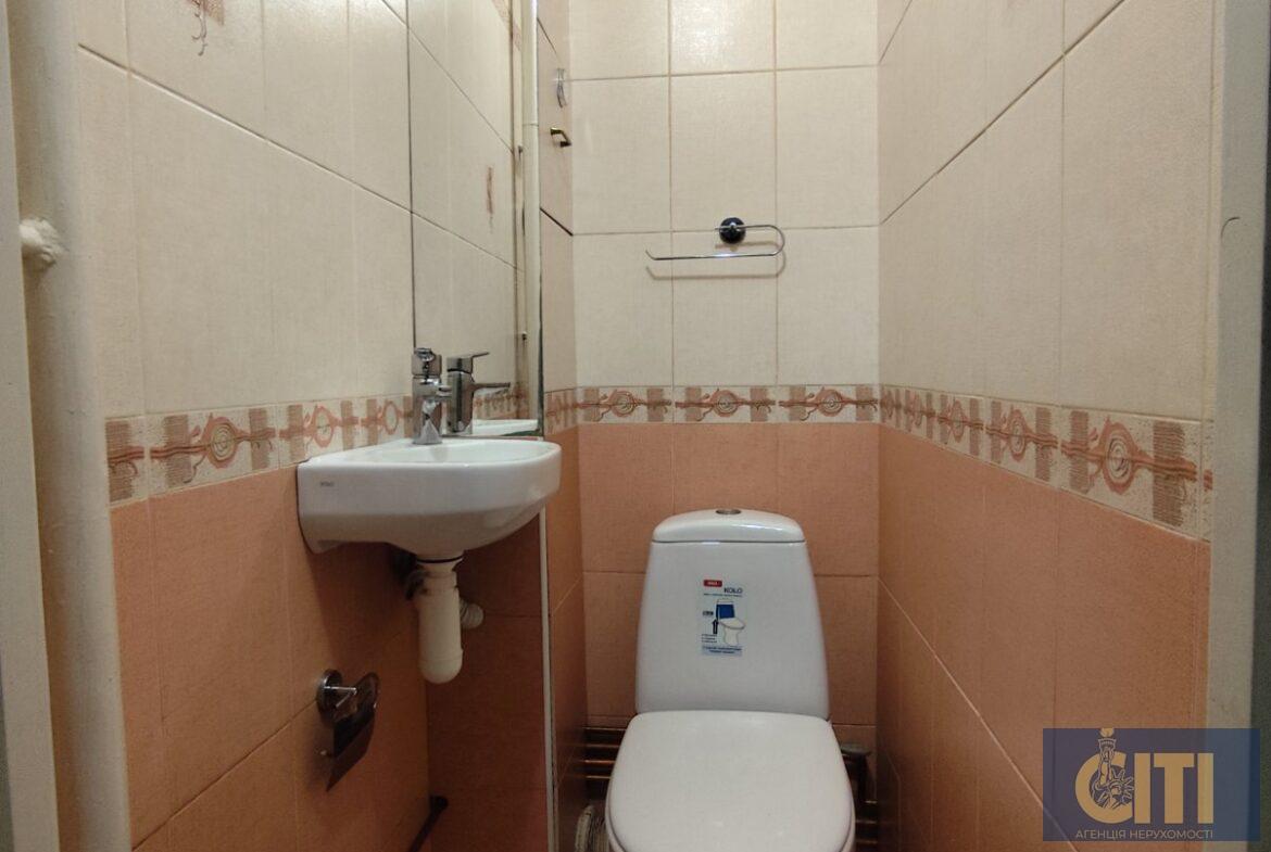 Оренда комерційного приміщення 100 м² по вул. Гоголівській